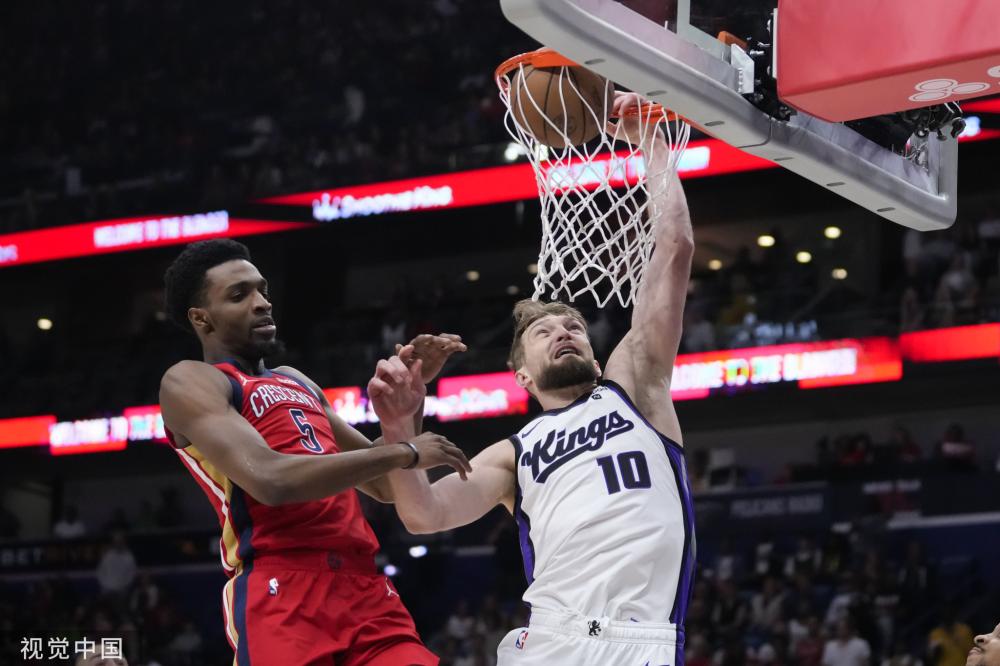 场精彩的篮 场精彩的篮