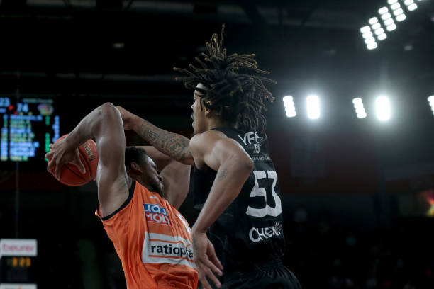 但已经在意 但已经在意